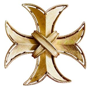 VTG Crown Trifari Maltese Cross enhancer Pin Brooch Brushed Gold Tone pendant